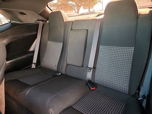 Used 2021 Dodge Challenger GT w/ Blacktop Package image 9