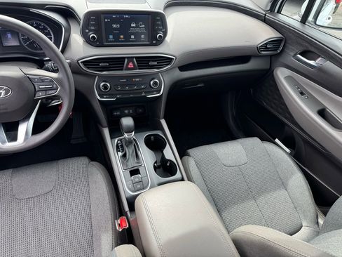 Used 2020 Hyundai Santa Fe SE image 14