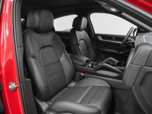 Certified 2026 Porsche Cayenne S AWD/4WD image 23