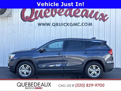 Used 2018 GMC Terrain SLE image 1