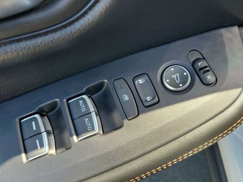 Certified 2023 Honda HR-V Sport image 19