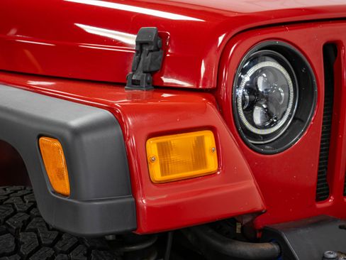 Used 2004 Jeep Wrangler Unlimited image 11