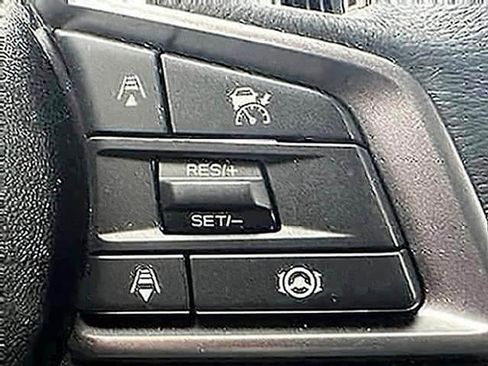Certified 2025 Subaru Outback Premium AWD/4WD image 17