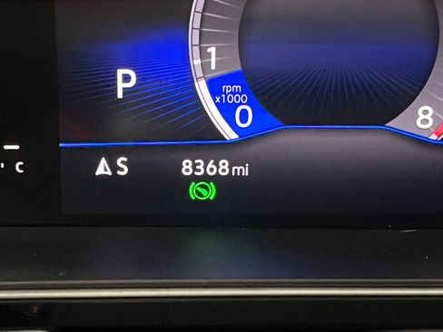 Used 2025 Volkswagen Jetta SE w/ Sunroof Package FWD image 10