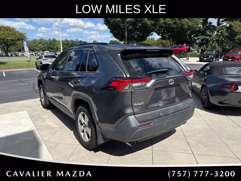 Used 2020 Toyota RAV4 XLE w/ All Weather Liner Package AWD/4WD image 7