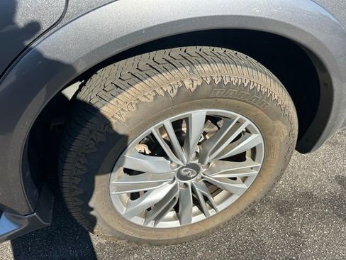 Used 2019 INFINITI QX80 Luxe image 10