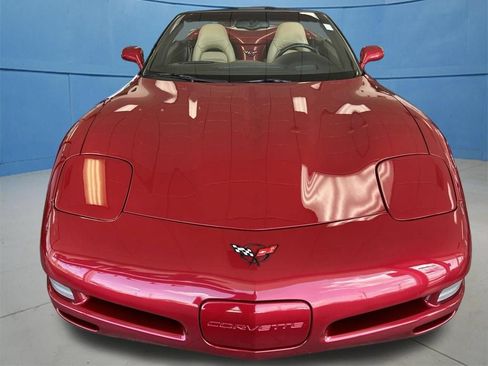 Used 2002 Chevrolet Corvette Convertible w/ Preferred Equipment Group2 RWD image 4