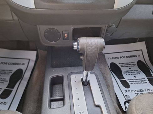 Used 2014 Nissan Frontier SV RWD image 17