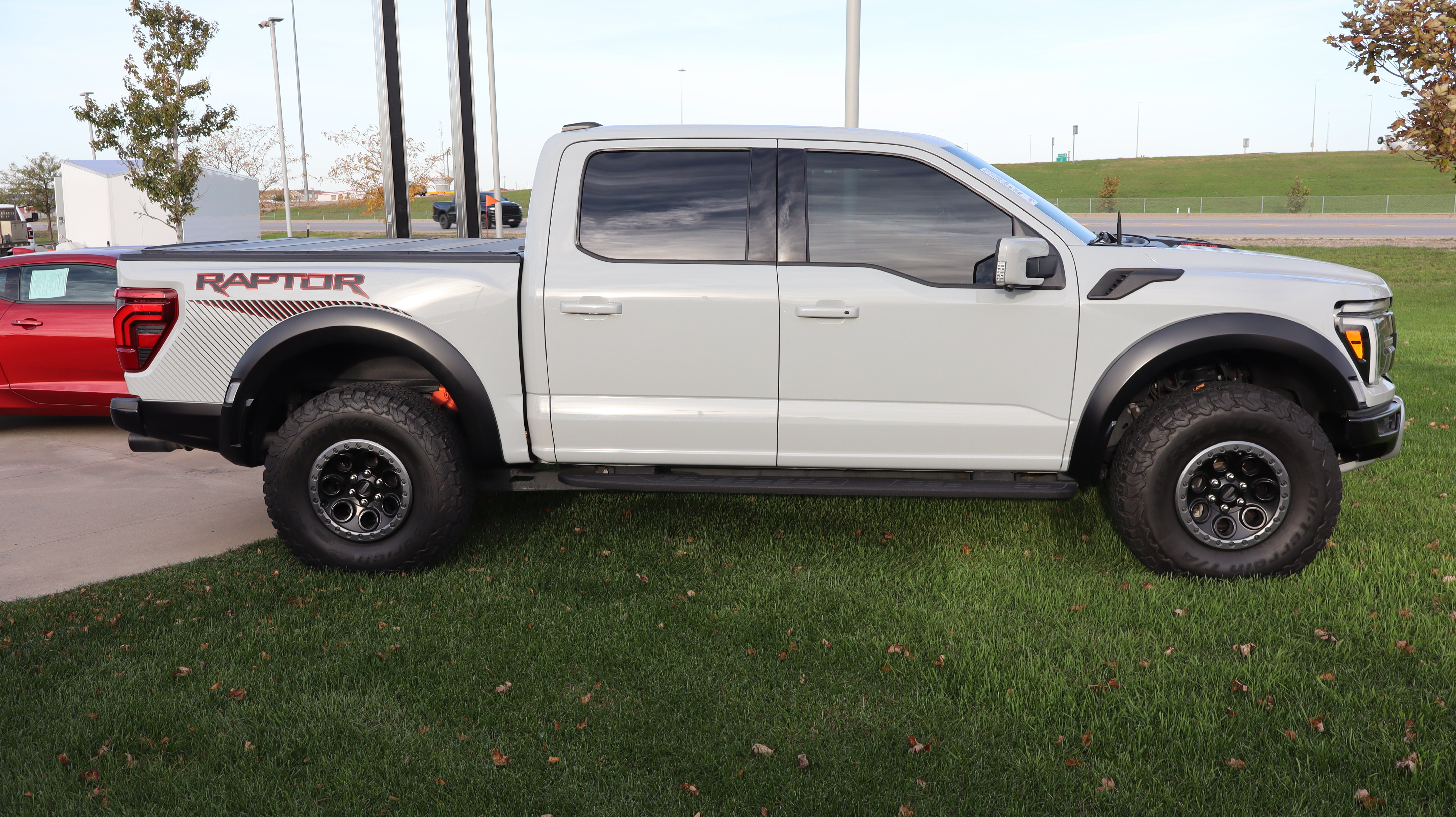 Used 2024 Ford F150 Raptor AWD/4WD image 8
