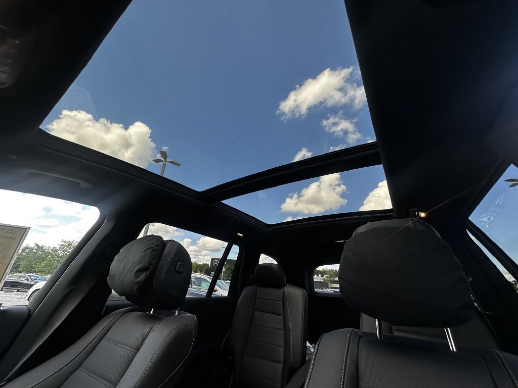 New 2026 Mercedes-Benz GLS 450 4MATIC image 33