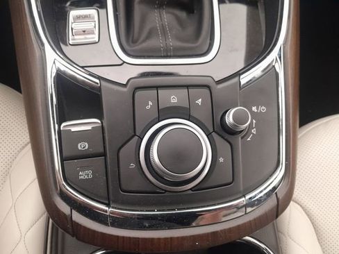 Used 2023 MAZDA CX-9 Signature image 12