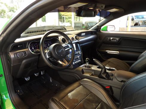 Used 2019 Ford Mustang GT Premium w/ GT Performance Package image 12