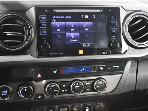 Used 2019 Toyota Tacoma TRD Sport image 26