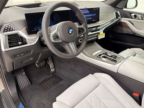 New 2026 BMW X5 xDrive40i AWD/4WD image 4