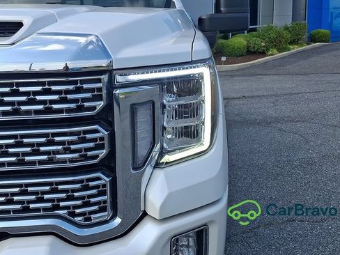 Certified 2022 GMC Sierra 2500 Denali AWD/4WD image 9
