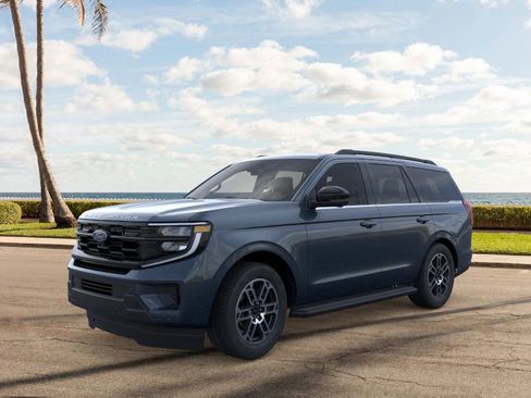 New 2025 Ford Expedition Active image 1