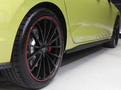 Used 2023 Volkswagen GTI 40th Anniversary Edition FWD image 21