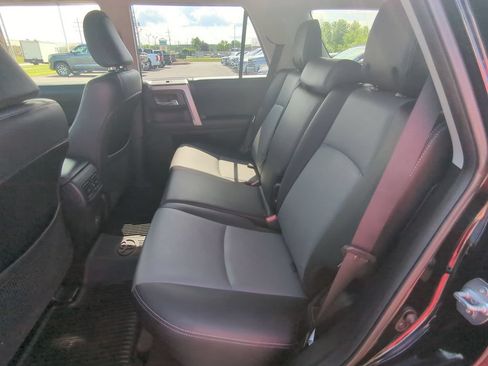 Used 2021 Toyota 4Runner SR5 Premium w/ Moonroof Package AWD/4WD image 24