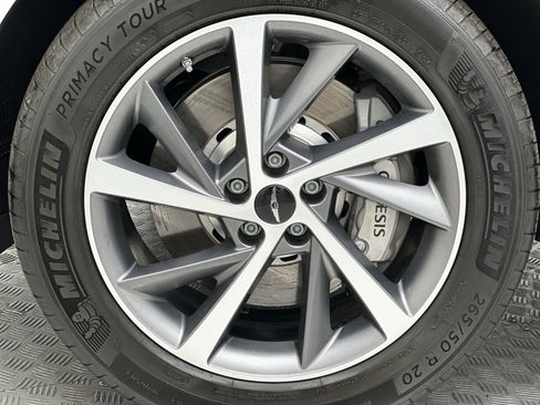 Certified 2025 Genesis GV80 2.5T Advanced image 10