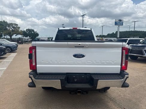 Used 2026 Ford F250 Lariat AWD/4WD image 4
