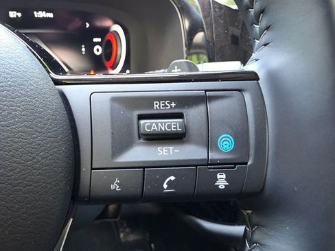 Used 2025 Nissan Pathfinder Platinum w/ Cargo Package AWD/4WD image 33