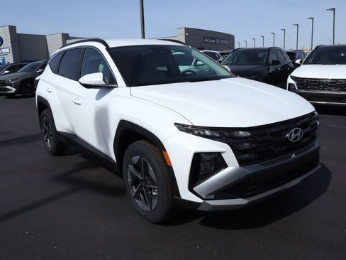 New 2026 Hyundai Tucson SEL image 1