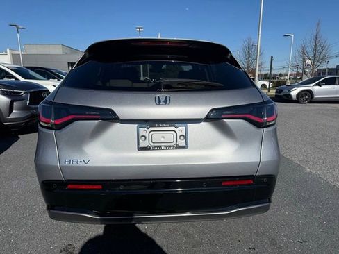 Used 2024 Honda HR-V EX-L image 8