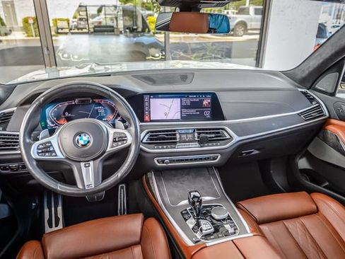 Used 2020 BMW X7 xDrive40i w/ M Sport Package AWD/4WD image 26