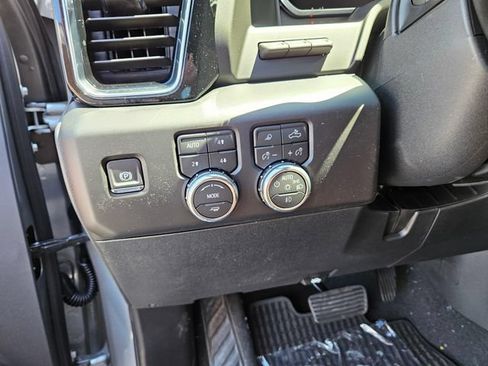 New 2026 GMC Sierra 3500 Denali Ultimate AWD/4WD image 27
