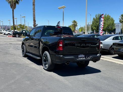 New 2026 RAM 1500 Express AWD/4WD image 4