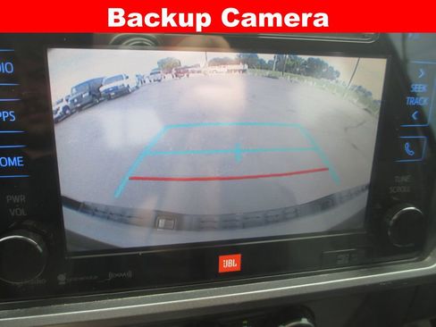 Used 2019 Toyota Tacoma TRD Off-Road AWD/4WD image 16