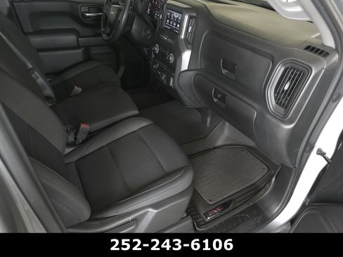 Used 2023 Chevrolet Silverado 1500 Custom AWD/4WD image 34