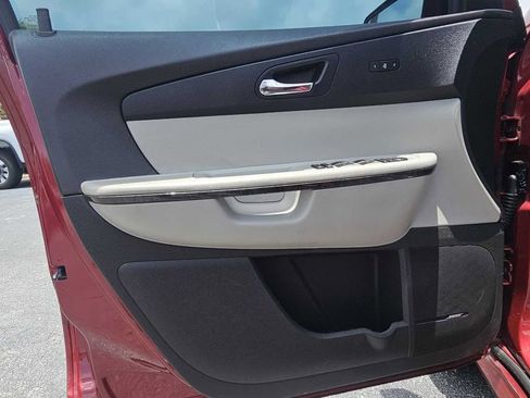 Used 2011 GMC Acadia Denali AWD/4WD image 8
