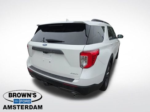 Used 2023 Ford Explorer XLT w/ Equipment Group 202A AWD/4WD image 6