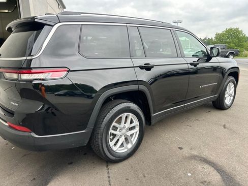 Used 2023 Jeep Grand Cherokee L Laredo AWD/4WD image 6