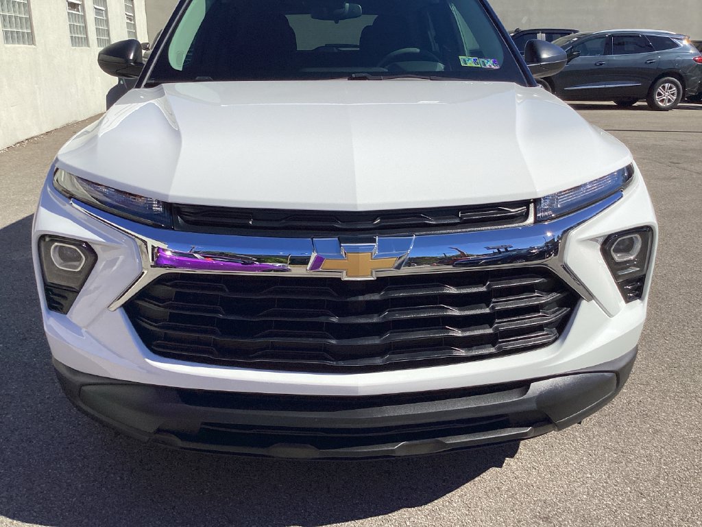 Used 2025 Chevrolet TrailBlazer LS w/ LS Convenience Package FWD image 21