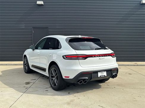 Used 2025 Porsche Macan Turbo image 3