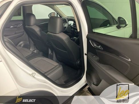 Used 2022 Buick Envision Preferred FWD image 21