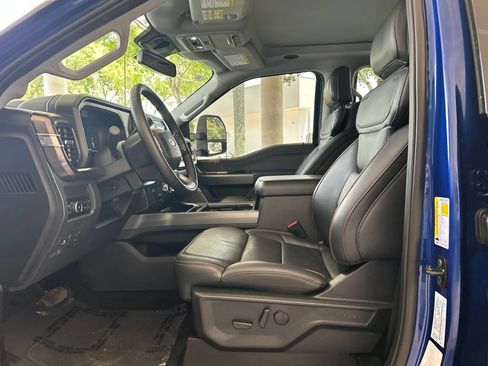 Used 2026 Ford F350 Lariat w/ Lariat Ultimate Package AWD/4WD image 6