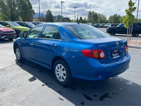 Used 2010 Toyota Corolla LE image 11