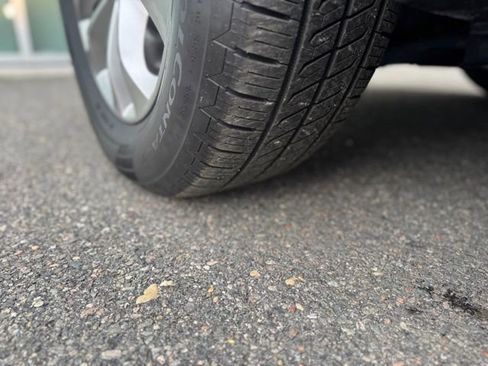 Used 2020 Hyundai Santa Fe SEL image 9