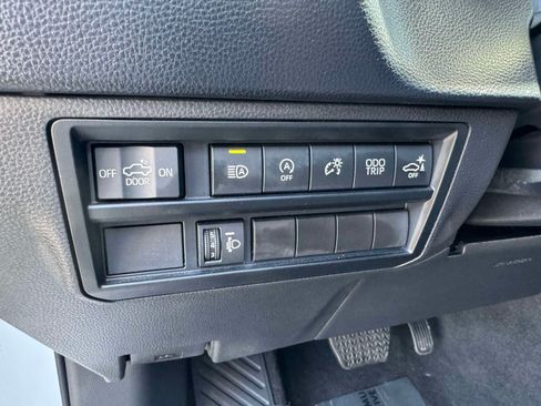 Used 2023 Toyota Tundra SR5 w/ SR5 Convenience Package AWD/4WD image 25