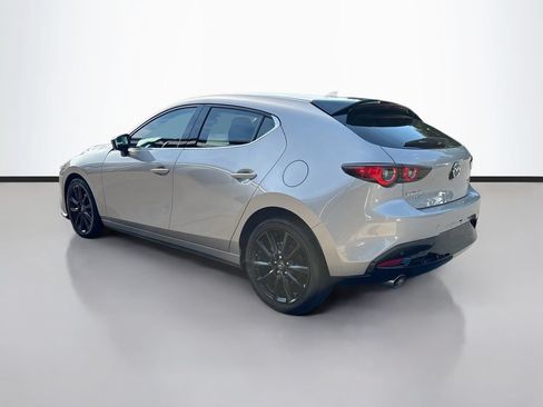 Used 2024 MAZDA MAZDA3 Hatchback w/Premium Plus Pkg AWD/4WD image 5
