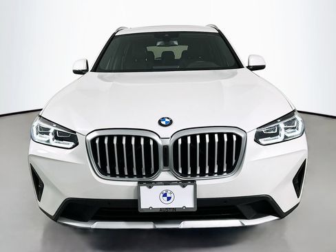 Used 2024 BMW X3 sDrive30i RWD image 2