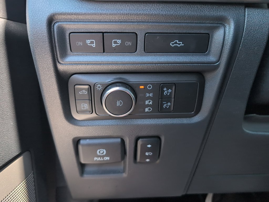 Used 2022 Ford F150 Lariat w/ Equipment Group 502A High AWD/4WD image 25