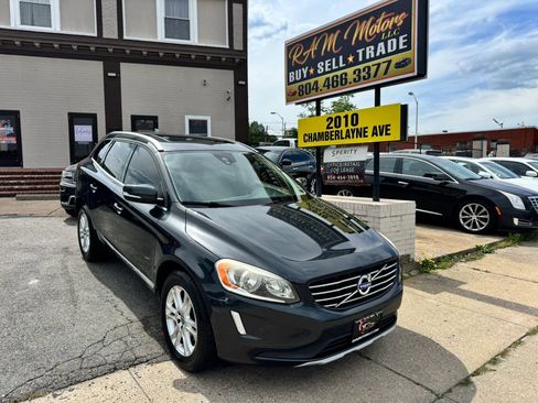 Used 2016 Volvo XC60 T5 Premier FWD image 1