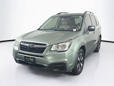 Used 2017 Subaru Forester 2.5i w/ Alloy Wheel Package AWD/4WD image 3