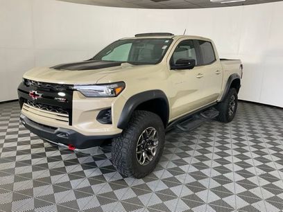 Used 2024 Chevrolet Colorado ZR2 w/ Technology Package