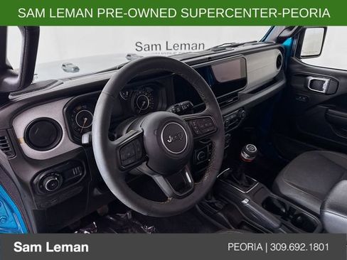 Used 2024 Jeep Wrangler Sport S image 9