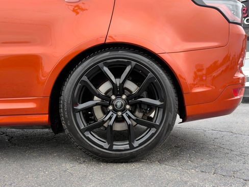 Used 2022 Land Rover Range Rover Sport SVR AWD/4WD image 18